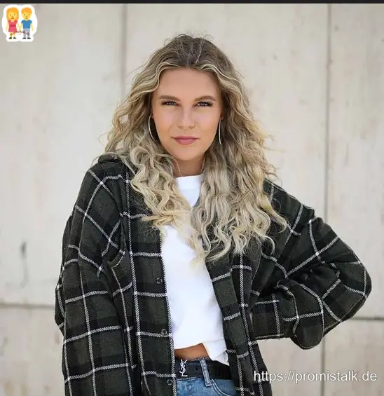 Dagi Bee Kleidung