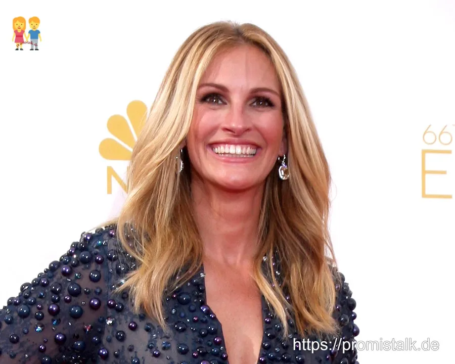 Julia Roberts info